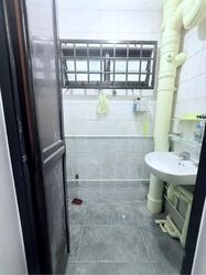 Holland Avenue (Queenstown),  #557935111
